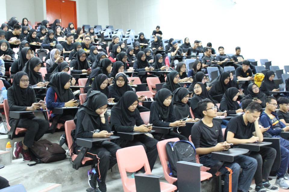 PERJUMPAAN MINGGU PERTAMA, KUMPULAN LATIHAN KELANASISWA MALAYSIA (KLKM) USM LEVEL 100 SIDANG 2017/2018