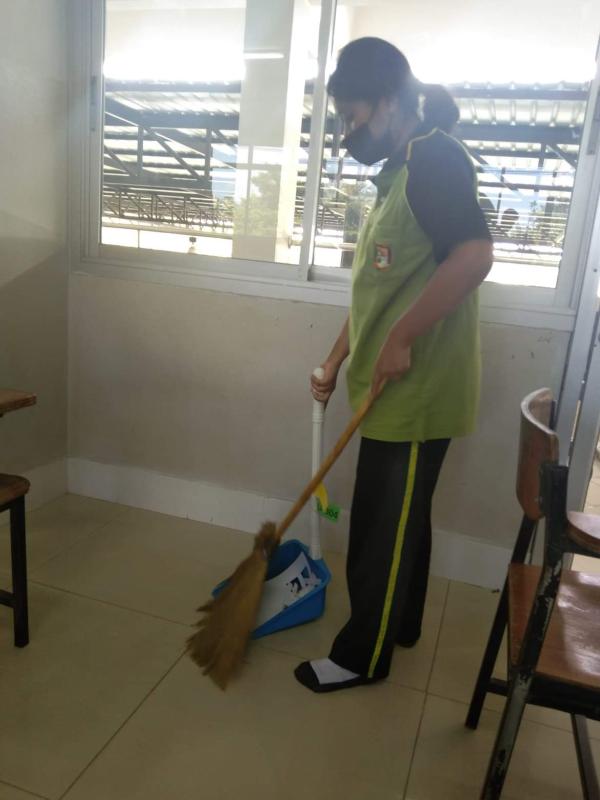 ทำความสะอาดในห้องเรียน