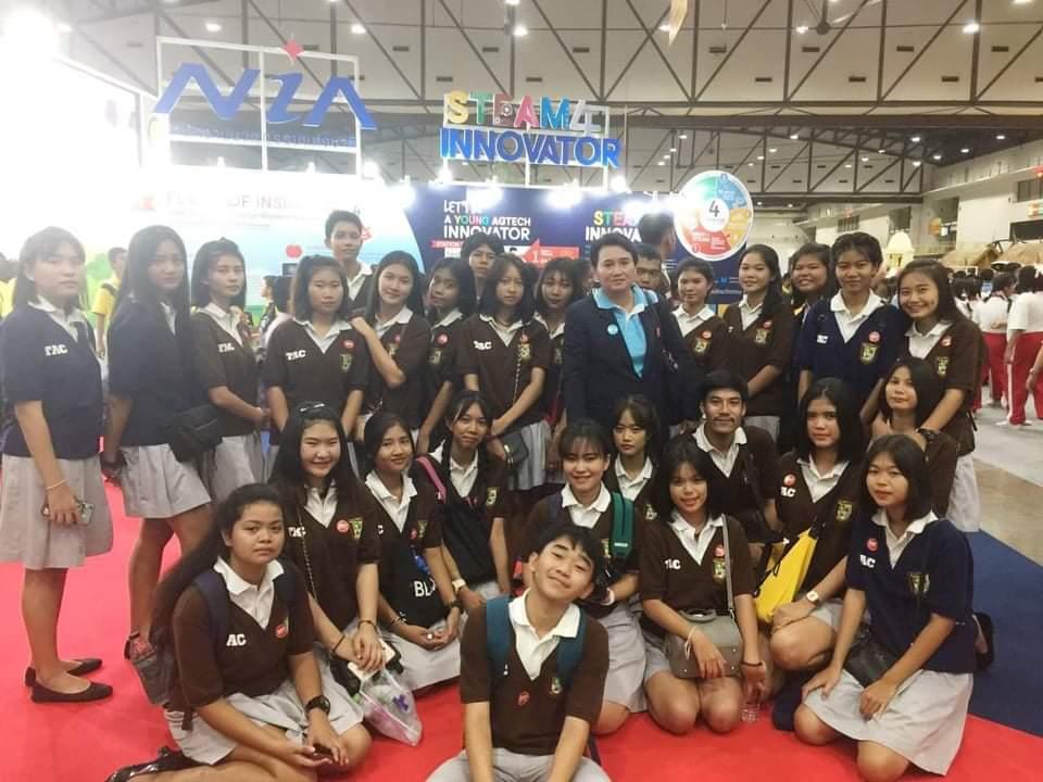 ร่วมศึกษาดูงานกับทางวิทยาลัย ณ อิมแพ็คเมืองทองธานี