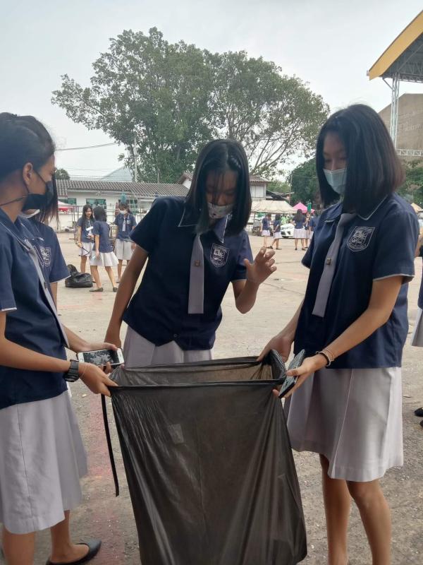 เก้บขยะที่ตลาดวันที่12ตุลาคม2563
