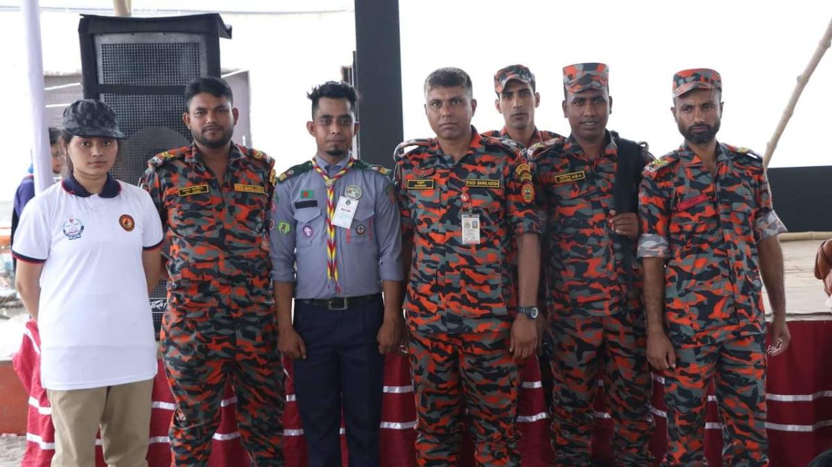 ৬ষ্ঠ ডে ক্যাম্প