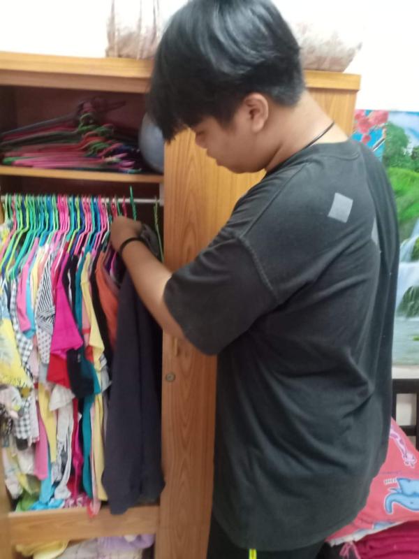 เก้บผ้าเข้าตู้