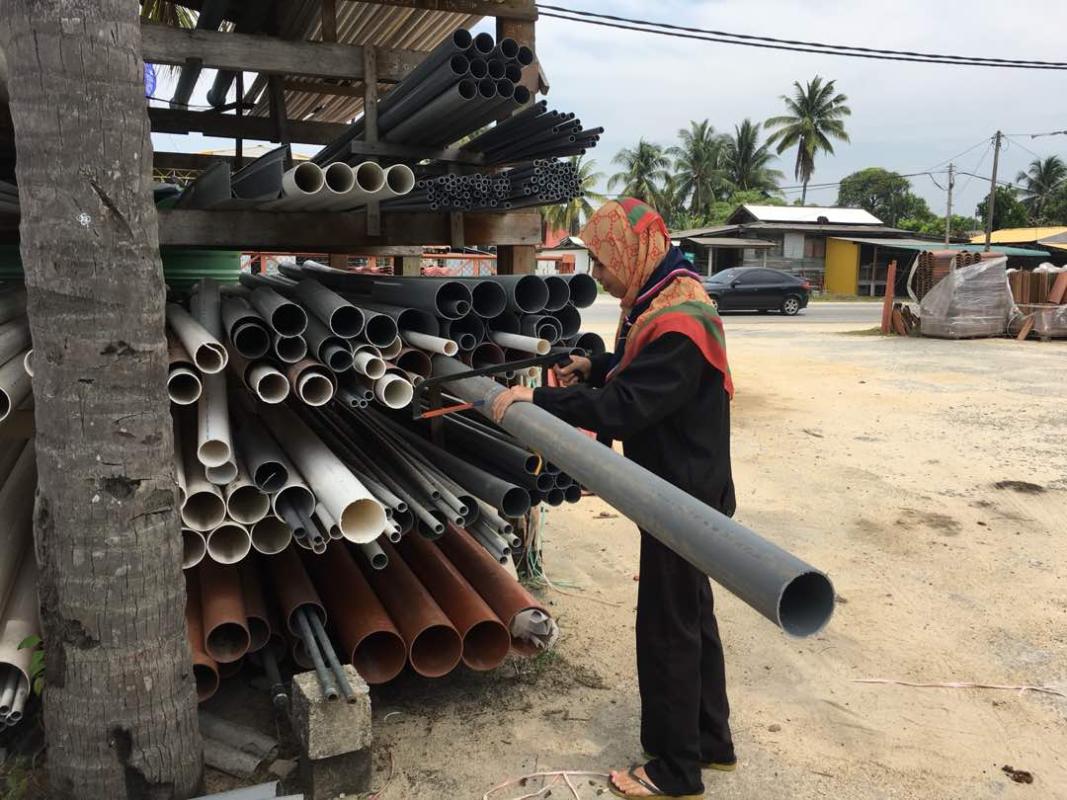 Pembelian dan Pemotongan Paip Set Street Lamp