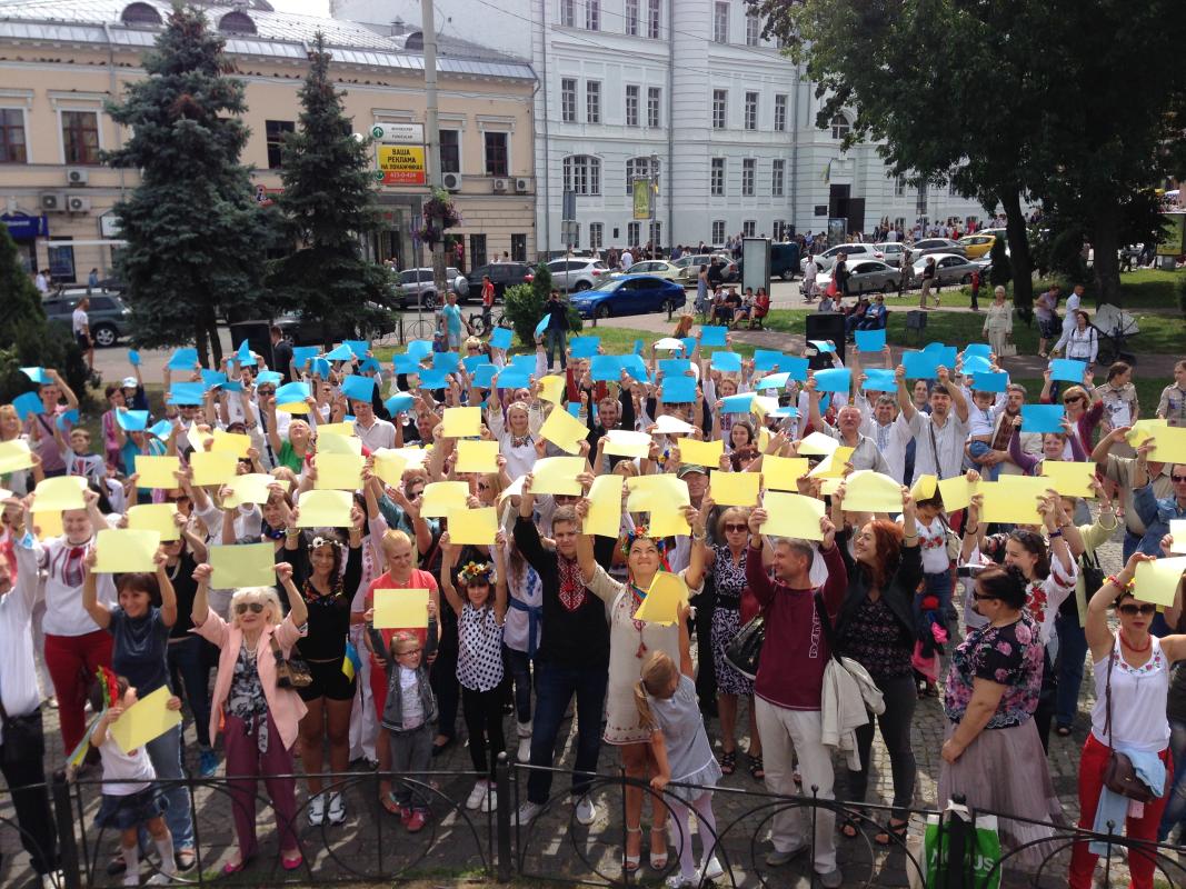 У День Незалежності України скаути НОСУ влаштували національний флешмоб та благодійний концерт