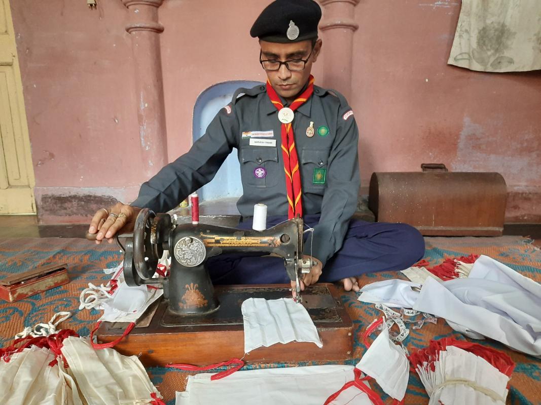 Covid 19 मास्क निर्माण