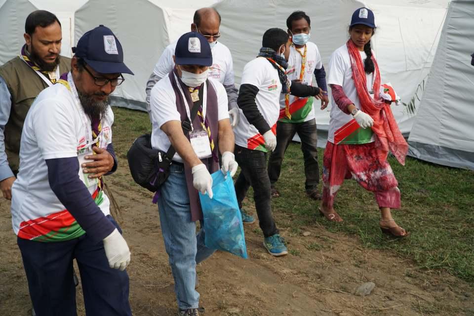 ৯ম জাতীয় ক্যাম্পুরীতে পরিস্কার-পরিচ্ছন্নতা অভিযান.!