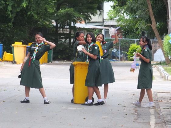 กิจกรรมจิตอาสาพัฒนาโรงเรียนท่าม่วงราษฎร์บำรุง