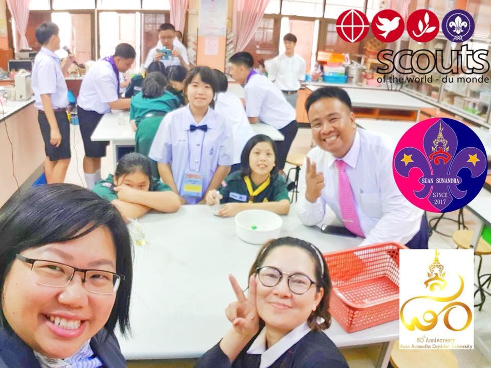 กิจกรรมบูรณาการความรู้และรายได้เพื่อน้อง ครั้งที่2