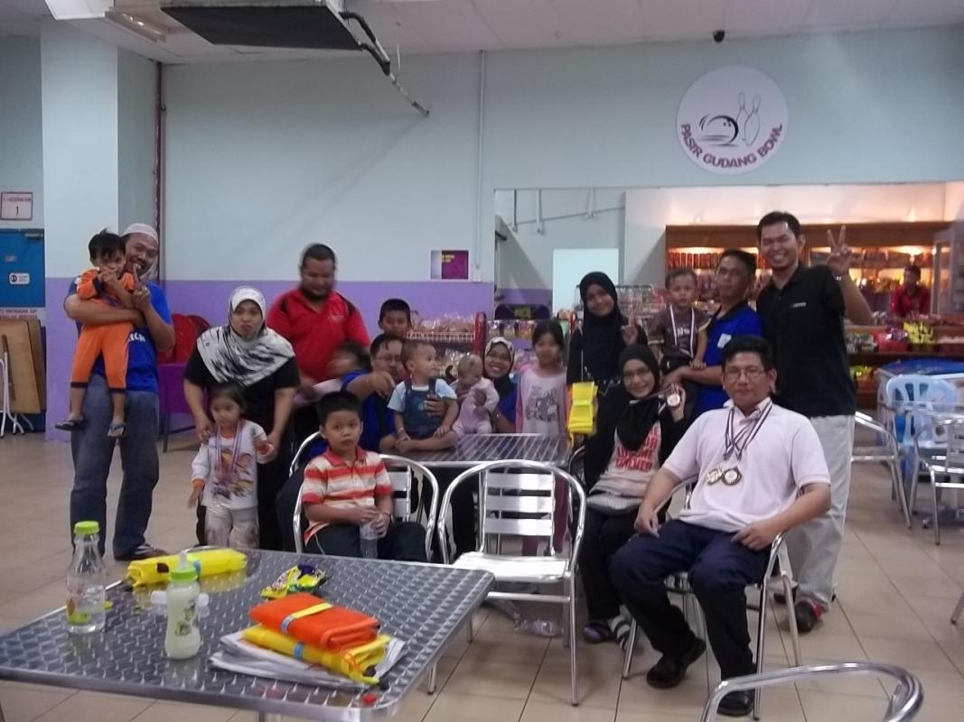 Echo Rover Crew Night Bowling