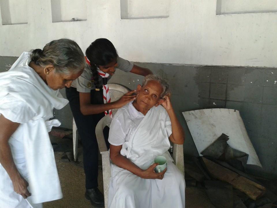 Scouts Provides Assistance  to Devotees