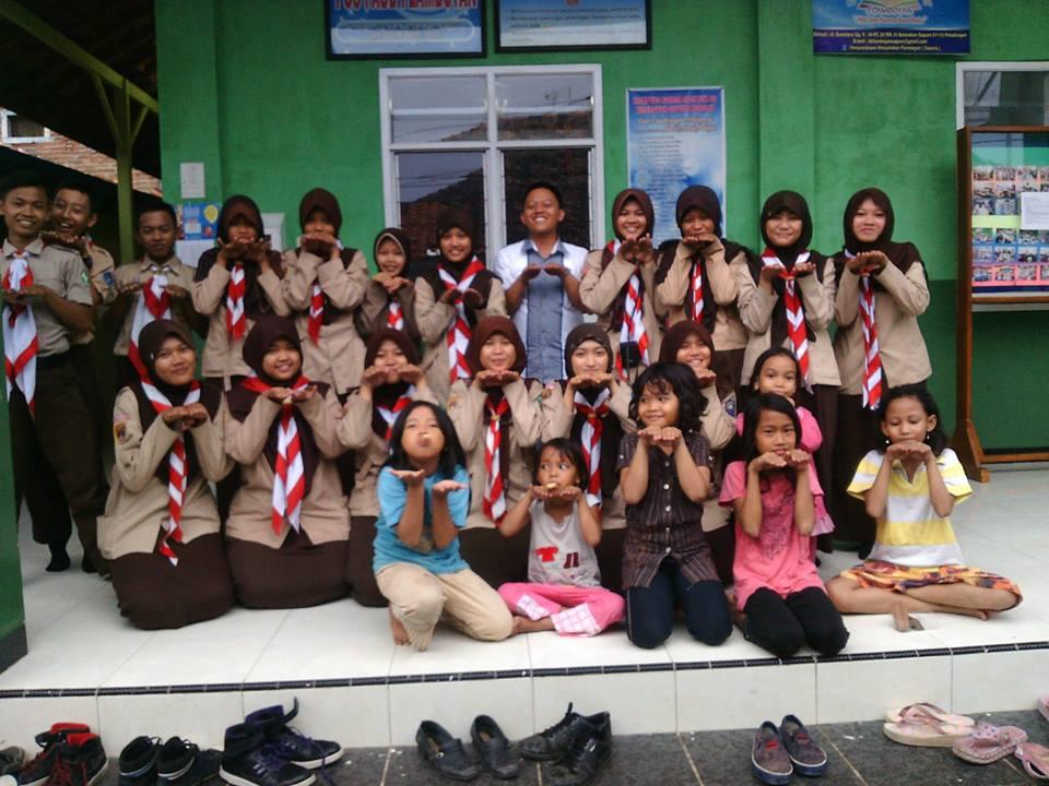 MoP "Book for Peace" Saka Bakti Husada Kwarcab Pekalongan