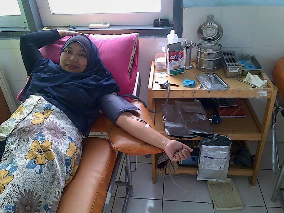 Blood donors in the first day of the new year 2015