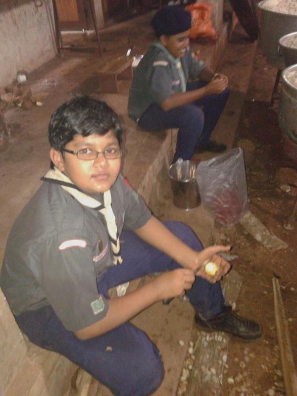 Making service for junior scouts 