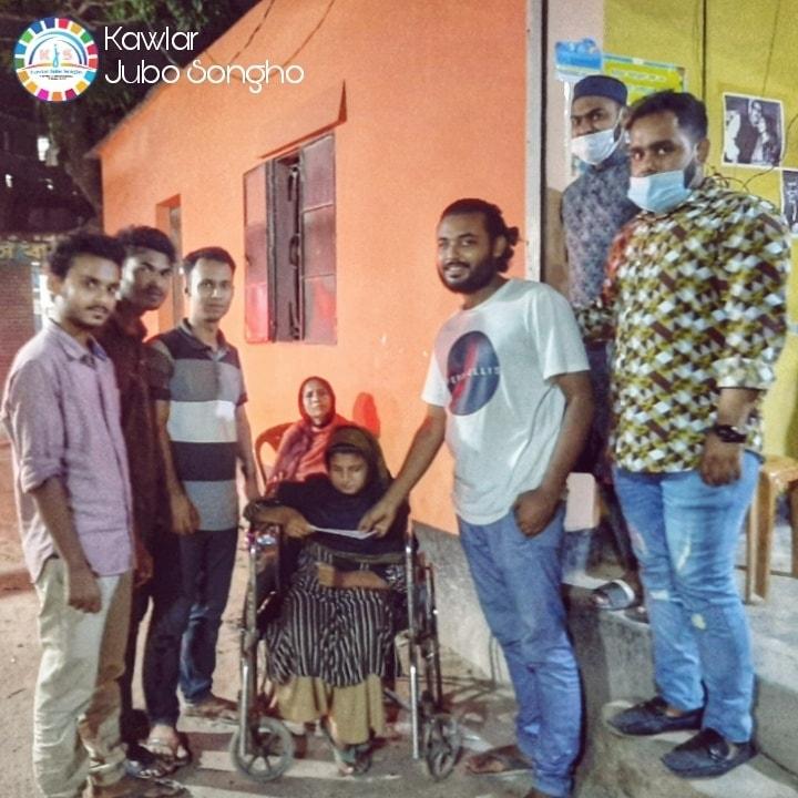 আর্থিক ও খাদ্য সহযোগিতা প্রদান