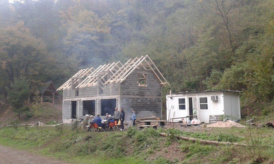 Scout cottage "Nemilska rijeka" - roof
