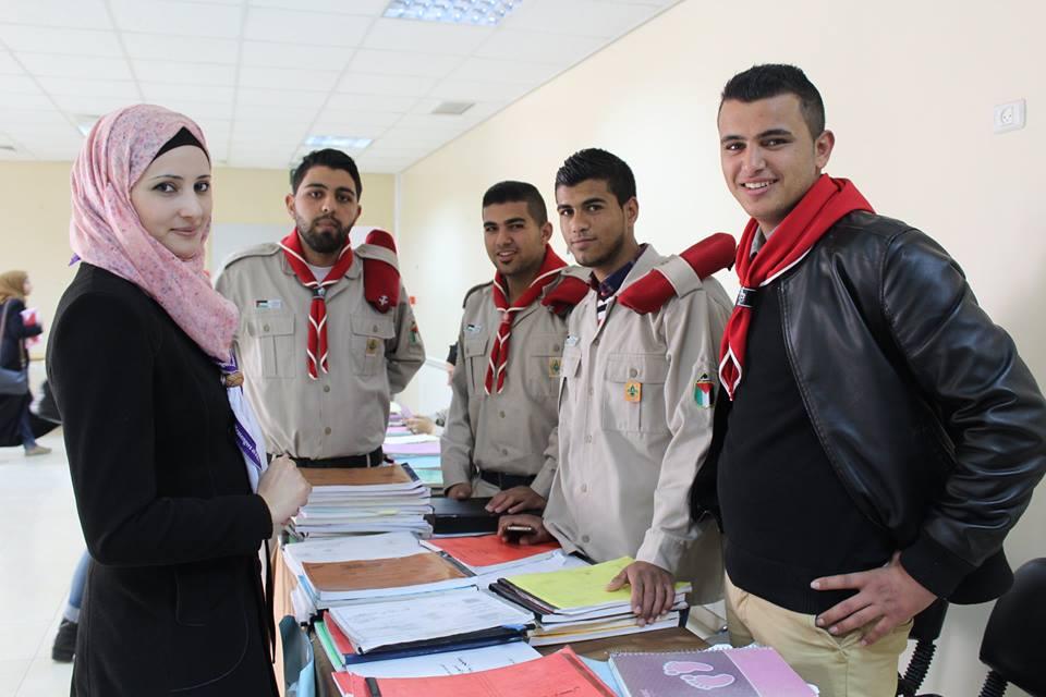 Hebron University Rovers Clan opens a Book Exhibition for Exchanging Academic Books