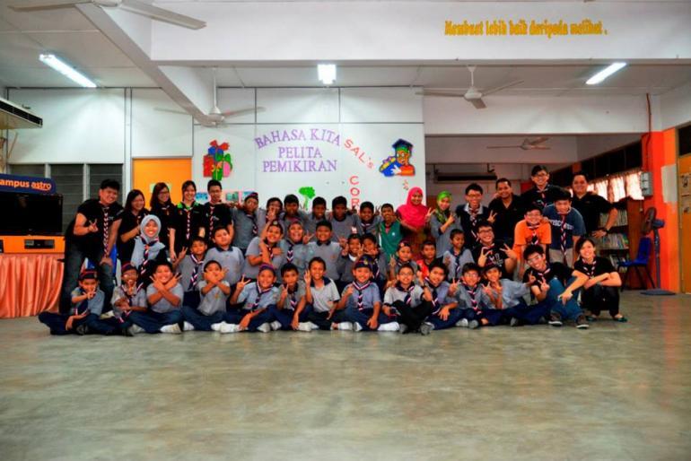 KAWIE - Kelanasiswa: A Weekend In English (KLKM INTI IU)