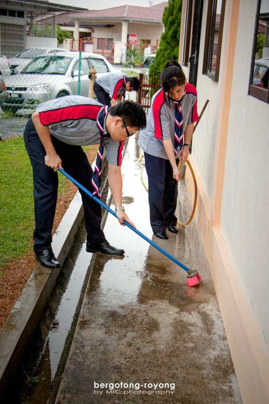 Community Clean Up Program