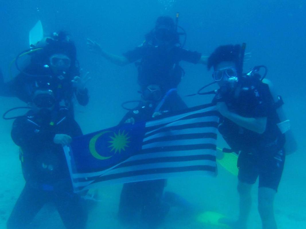 Kursus PADI Open Water Scuba Diving dan 'Fun Dive'