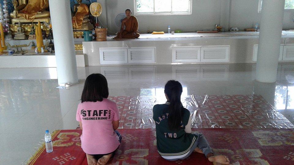 ทำบุญไหว้พระ และทำความสะอาดวัด