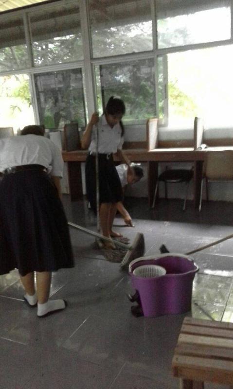 ทำความสะอาดห้องนาฏิศิลป์