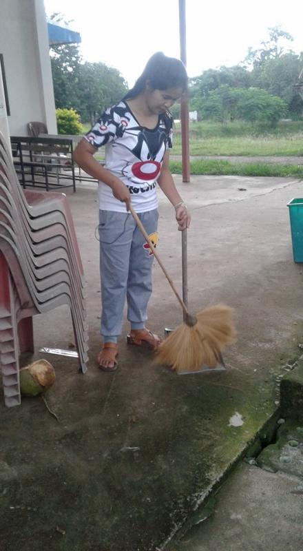 ทำความสะอาดโรงพยาบาลส่งเสริมสุขภาพ  ณ บ.หนองใหญ่ ต. บ้านเจียง อ. ภักดีชุมพล จ. ชัยภูมิ
