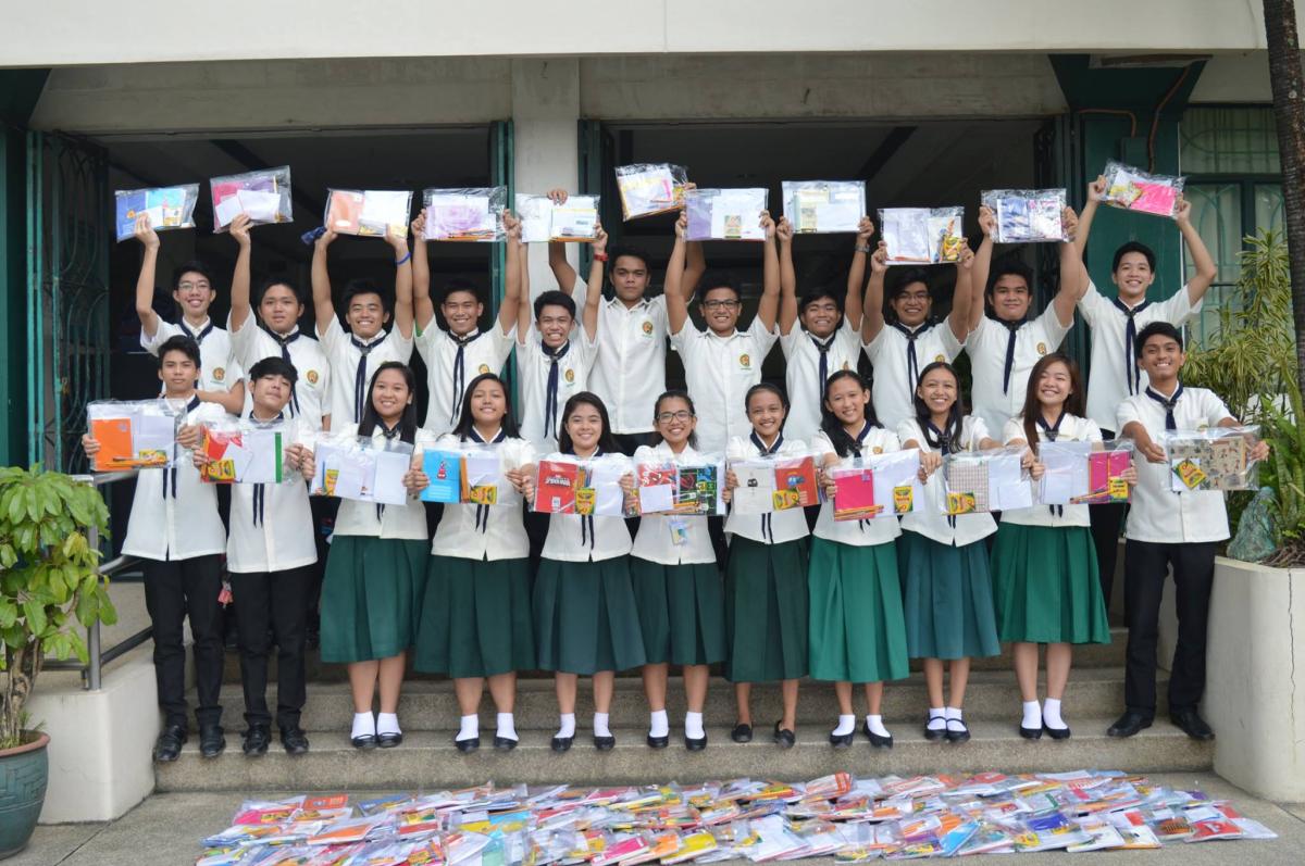 Gerry Roxas "Project Right to Write"