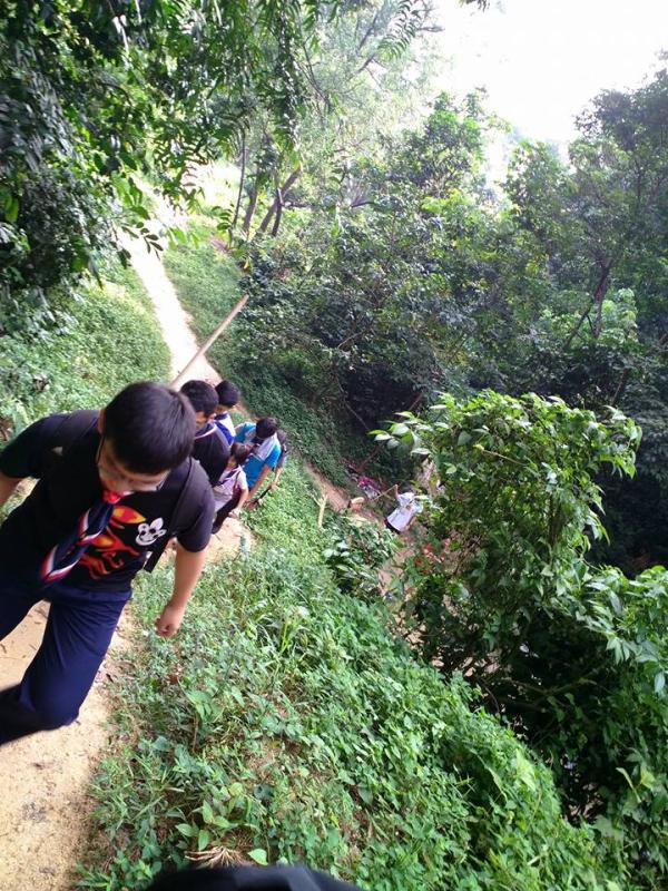 Hiking at Sinar Bintang Hill with scout master and 17 others scouts