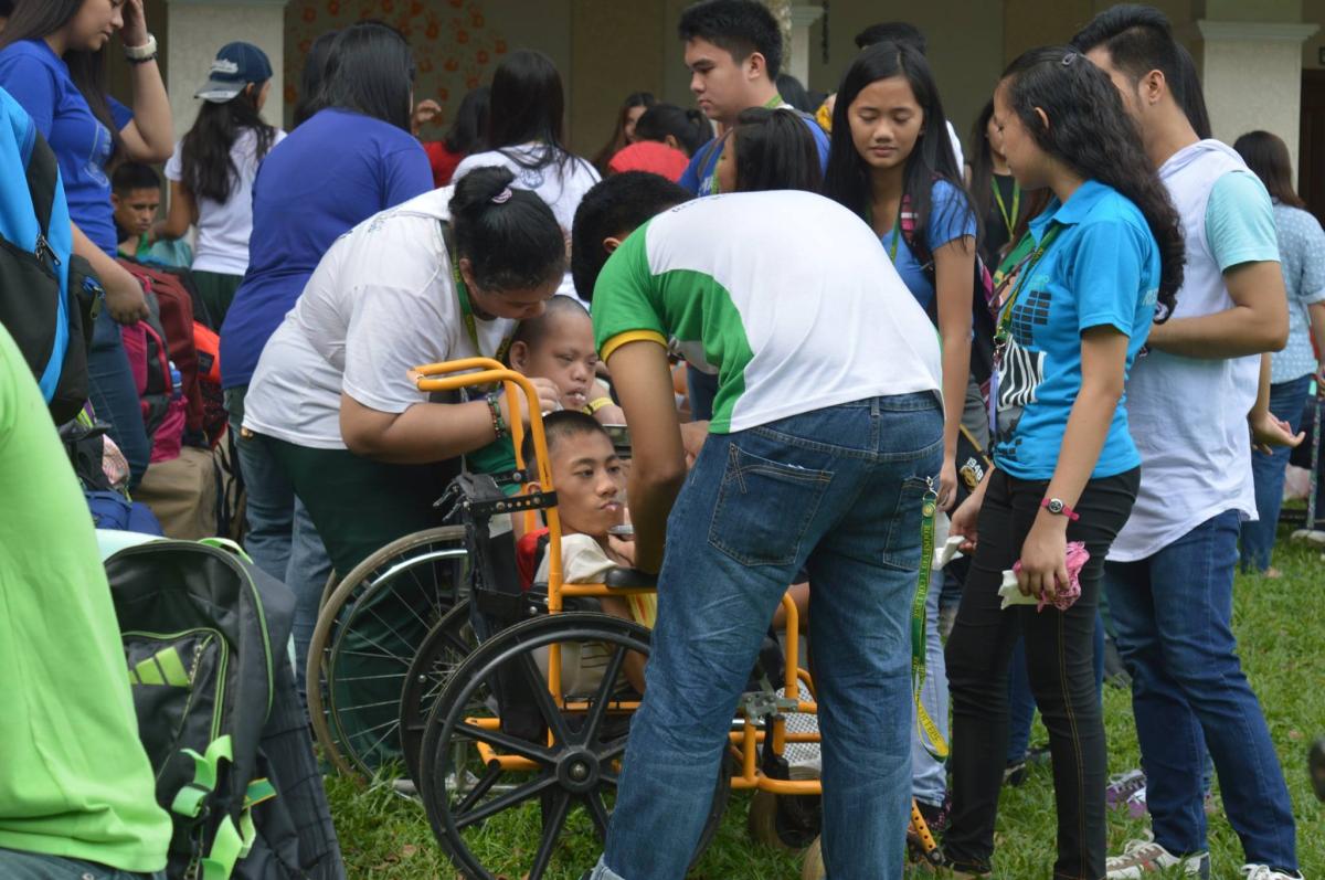 Cottolengo Filipino Outreach Program with Grade 11 Students
