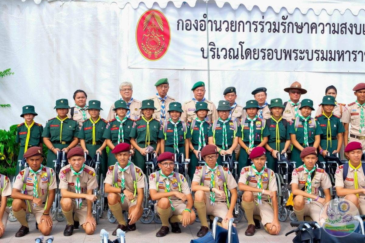 Scouts do good turn to pay tribute to the passing King of Thailand