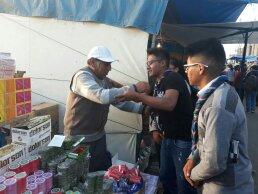 " REGALANDO ABRAZOS"