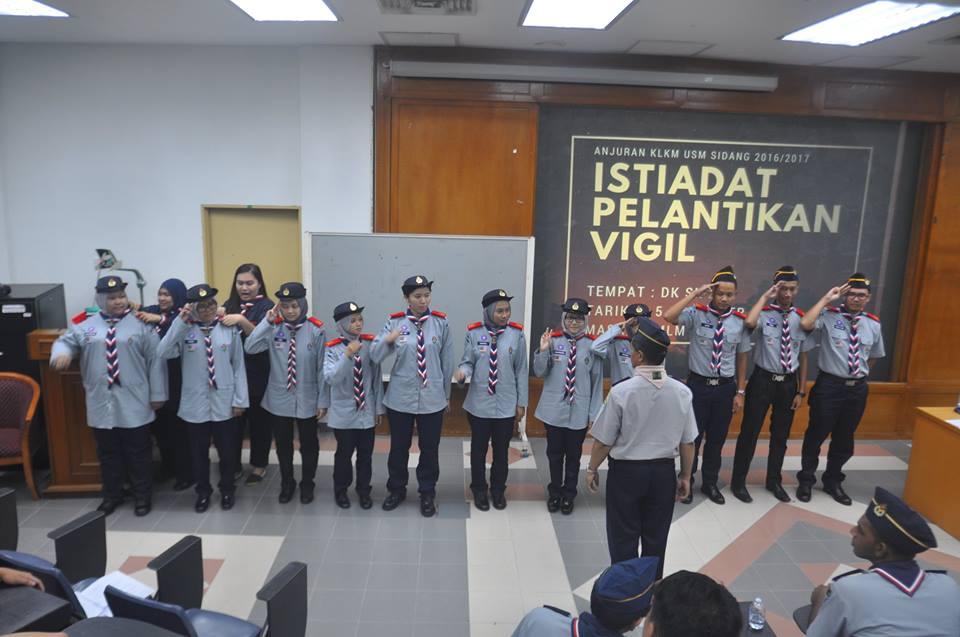 Istiadat Vigil Kelanasiswa Peringkat 100