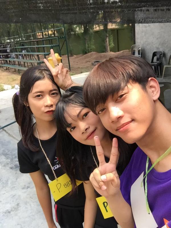 กิจกรรมสานสัมพันธ์พี่กับน้อง