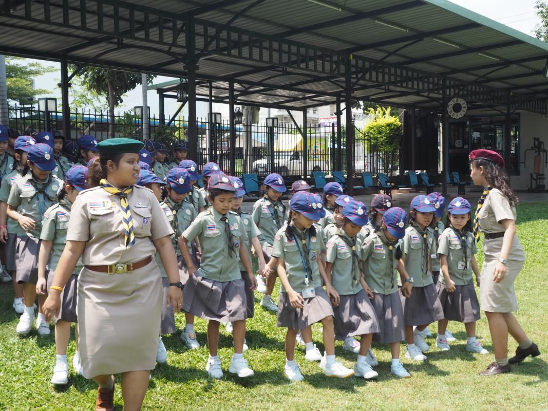 จิตอาสา ให้ความรู้เรื่องระเบีบบแถว 