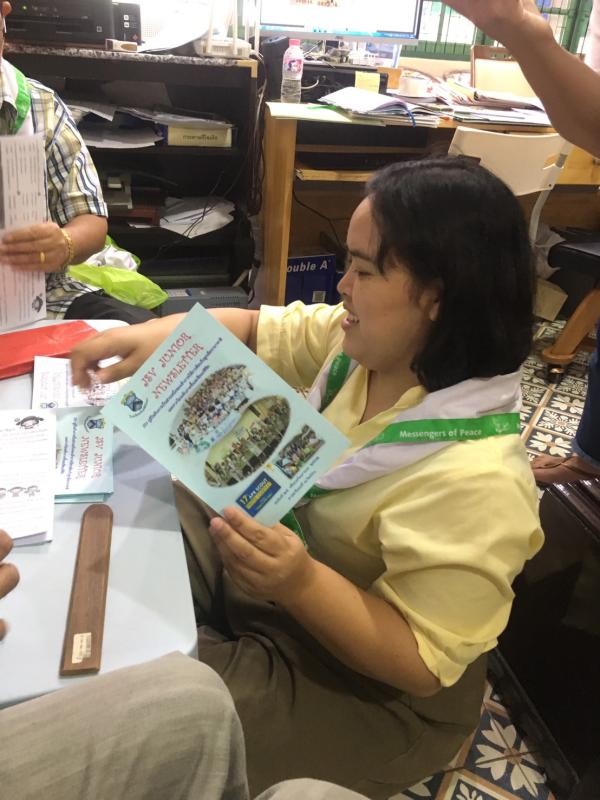 จิตอาสาจัดทำรูปเล่มจูเนียร์ ปีการศึกษา1/2560 ของโรงเรียนจันทศิริวิทยา