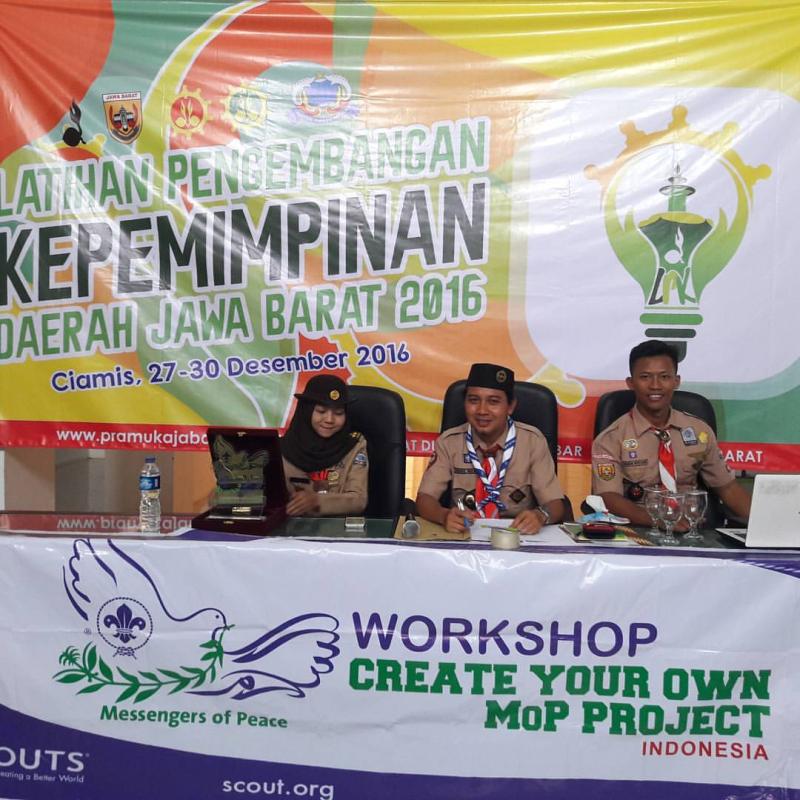 Workshop and Promoting Messengers of Peace in Leadership Development Training