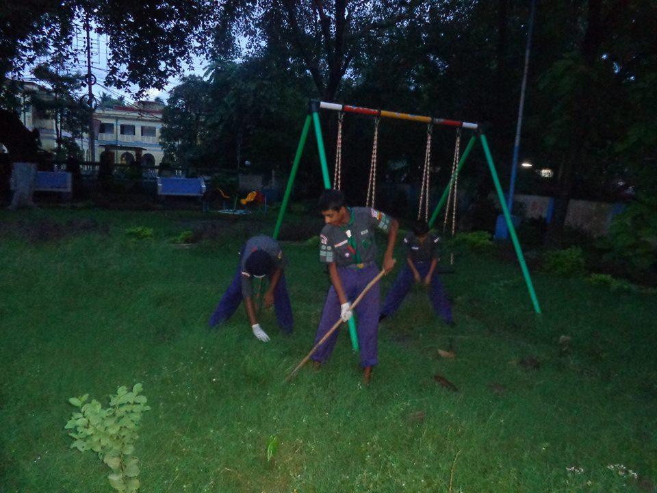 community service on world peace day 2014