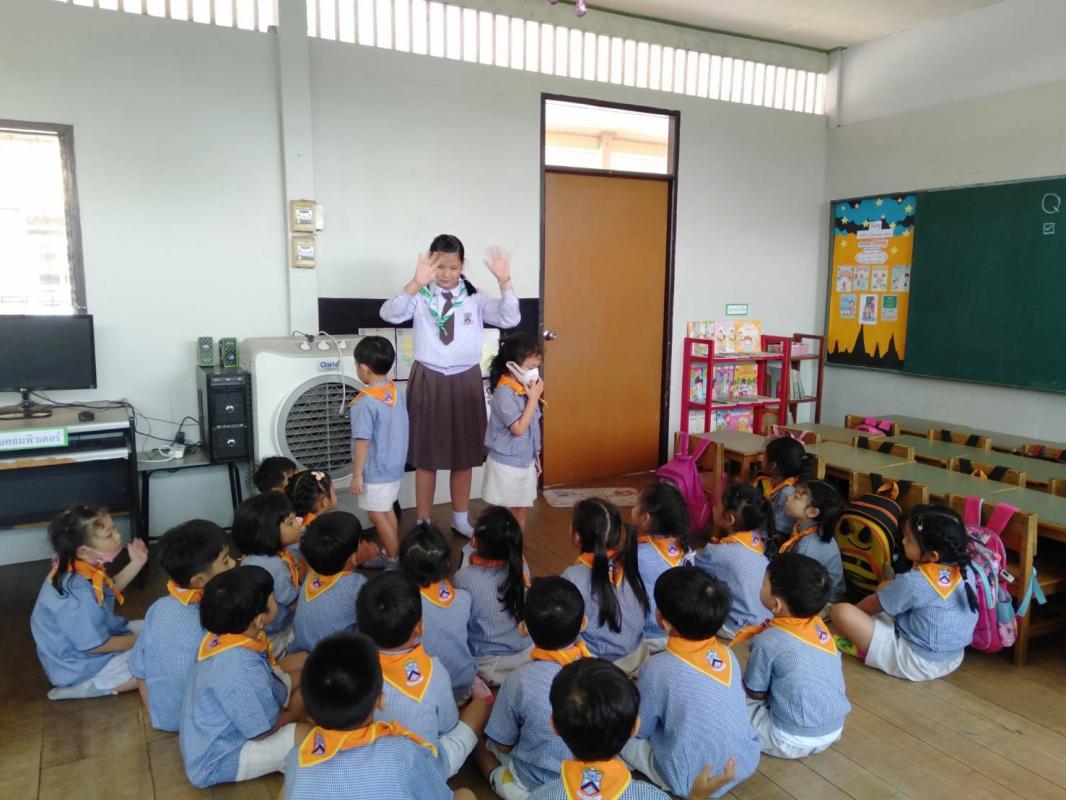 กิจกรรมพี่สอนน้องป้องกันโควิด