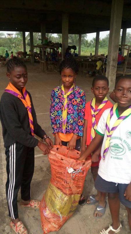 BONNE action de salubrité des scouts