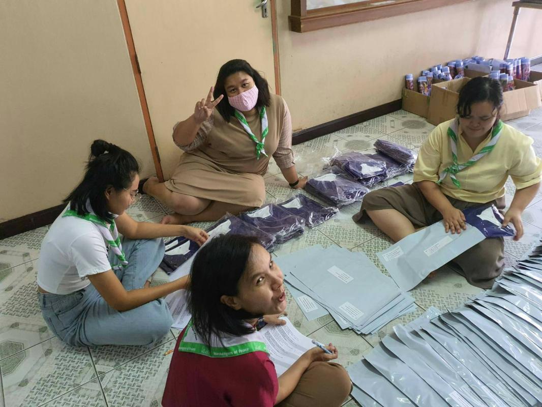 จิตอาสาเเพ็คเสื้อ