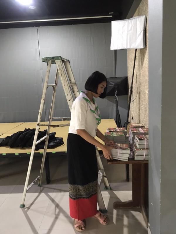 จิตอาสาจัดระเบียบหนังสือ