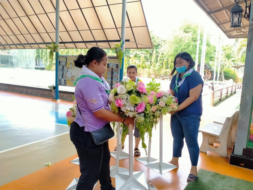 จิตอาสาจัดซุ้ม