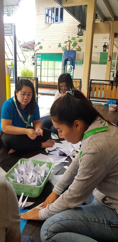 จิตอาสาพับนกวันสันติภาพสากล