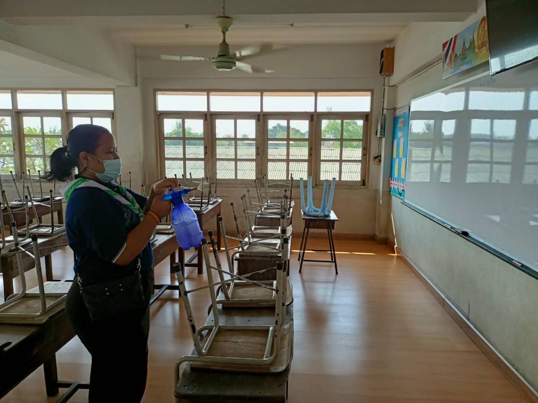 จิตอาสาฉีดพ่นฆ่าเชื้อ