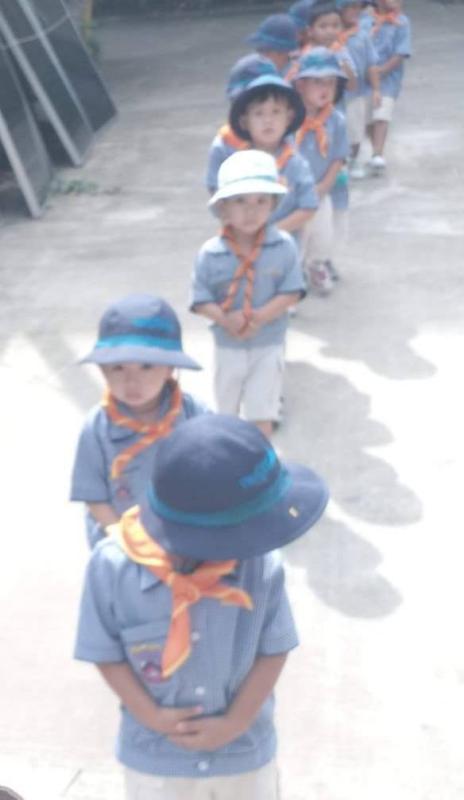 ฝึกระเบียบการเดิน