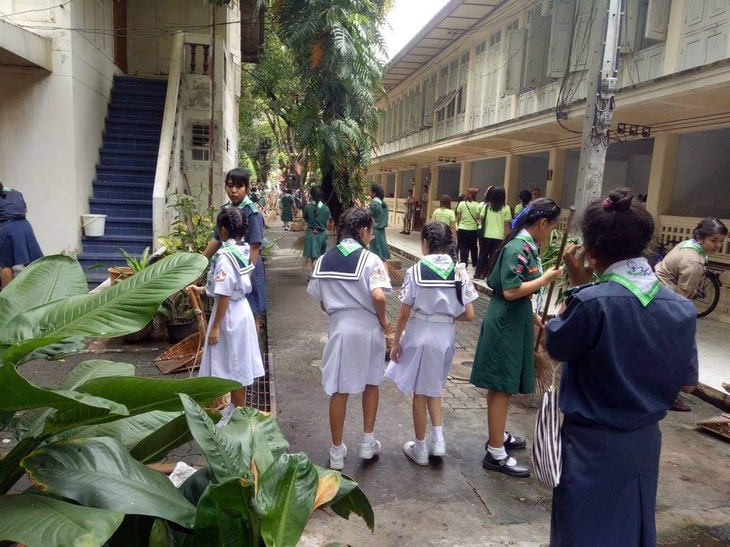 บำเพ็ญประโยชน์