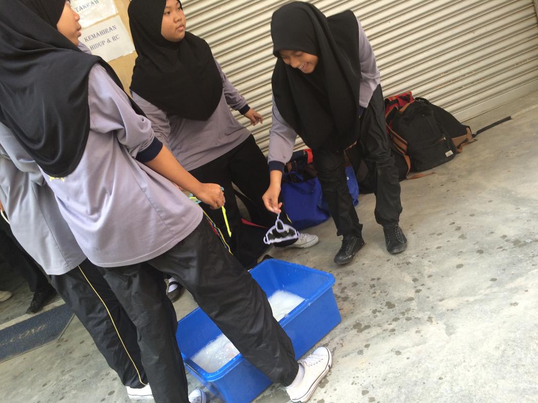 ACARA MINGGUAN PENGAKAP JB 220 JOHOR BAHRU, BUBLE GIANT