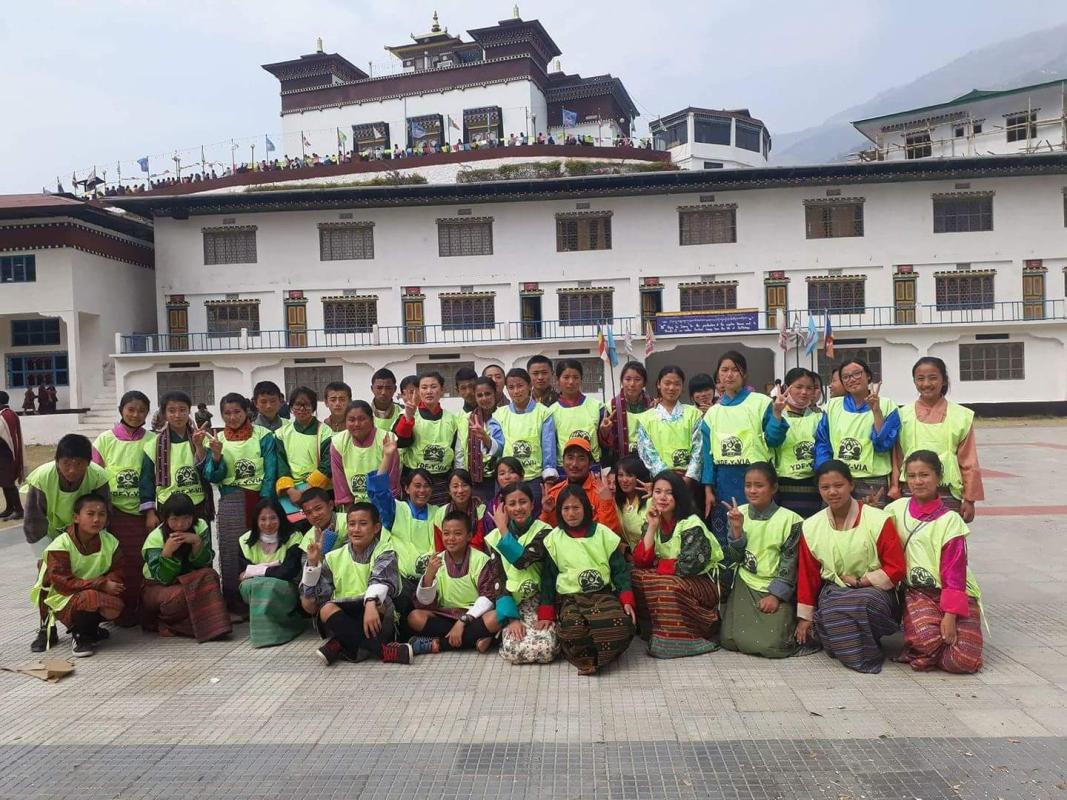 Volunteer 