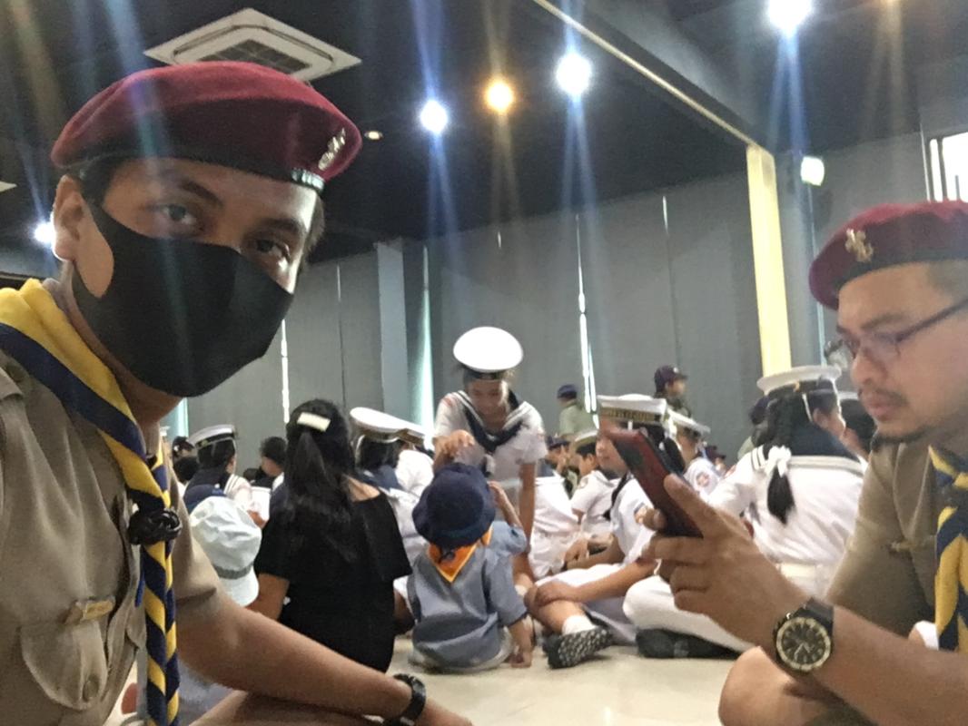 เตรียมความพร้อมระบบเสียง และรอต้อนรับลูกเสือจากต่างประเทศ (ระหว่างที่รอเขา)