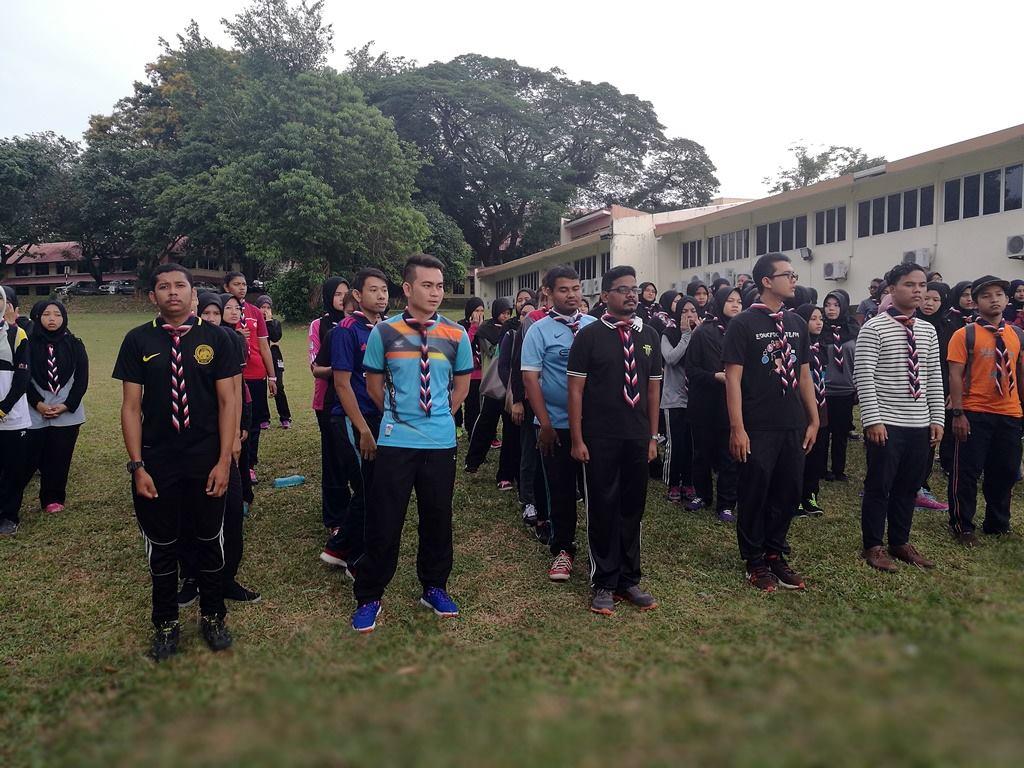 LATIHAN PENGEMBARAAN